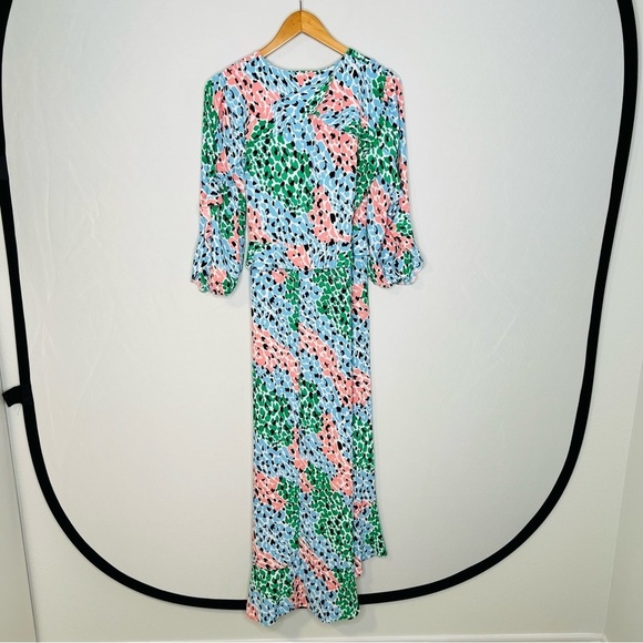 River Island Ruffled Abstract-Print Pastel High-Low V-Neck Wrap Dress. Size 12. - Picture 3 of 14
